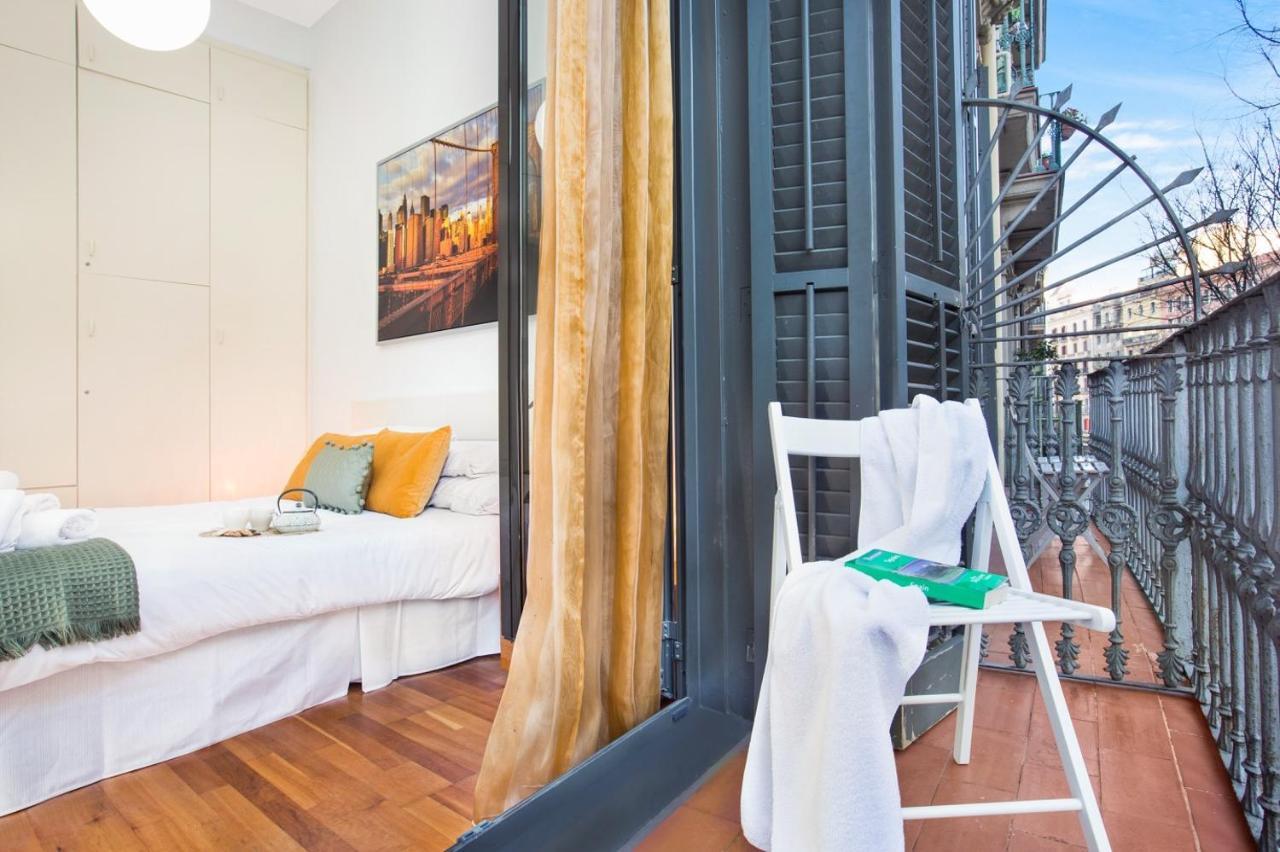 Stay U-Nique Apartments Balmes Barcelona Luaran gambar